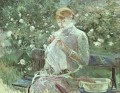 Junge Frau Nähen in einem Garten Berthe Morisot